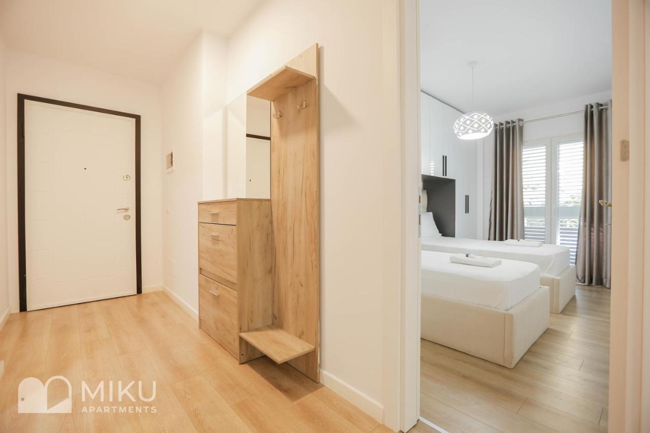 Miku Apartment-Brand New At Wilson Square Tirana Exterior foto