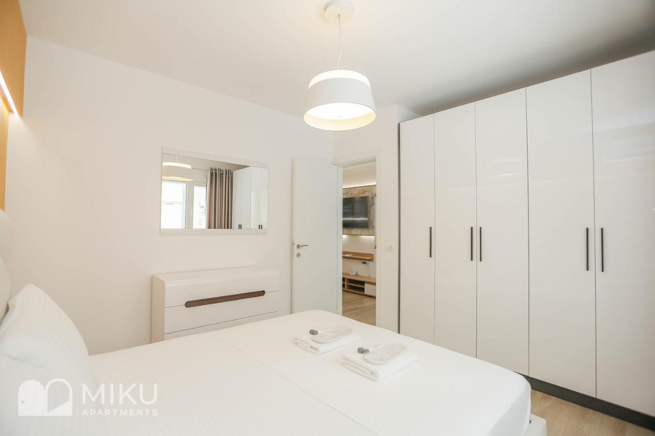 Miku Apartment-Brand New At Wilson Square Tirana Exterior foto