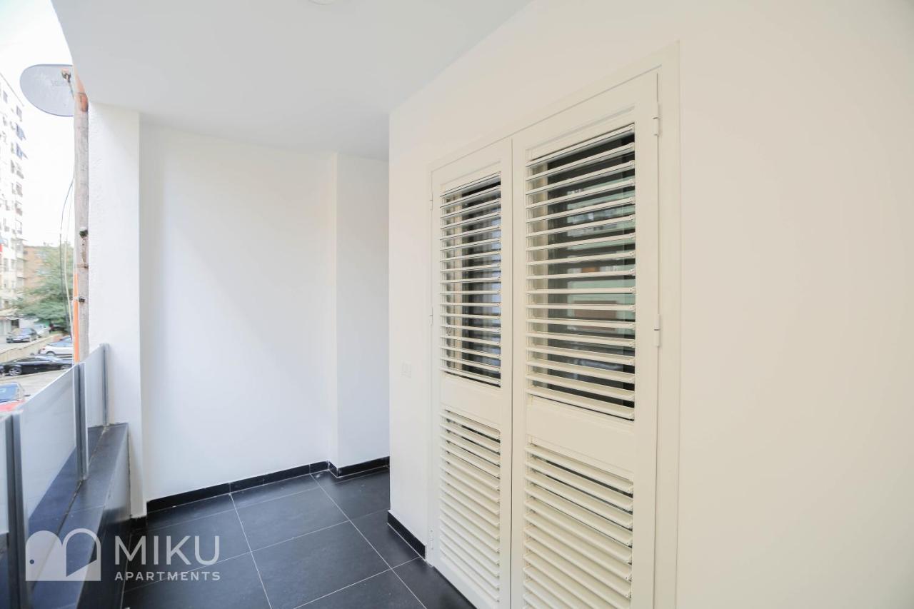 Miku Apartment-Brand New At Wilson Square Tirana Exterior foto
